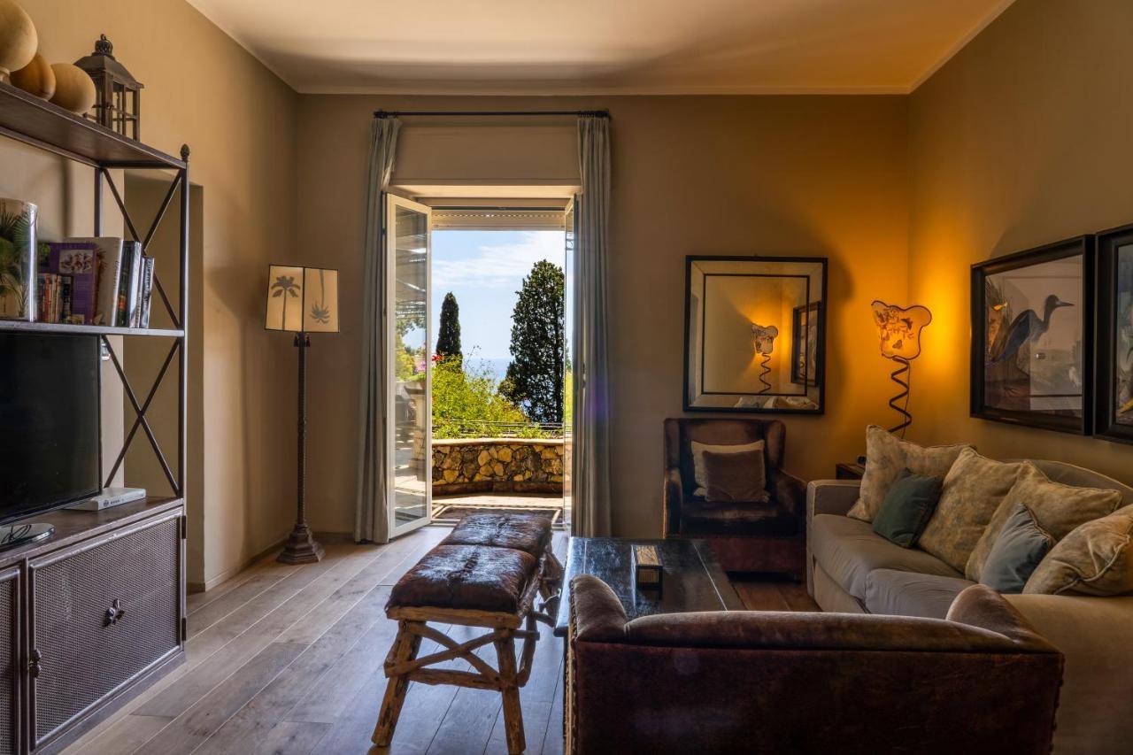 Hotel Villa Carlotta Таорміна Екстер'єр фото